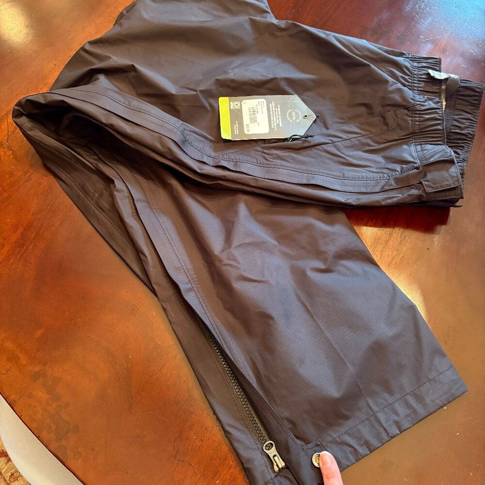 REI Women's Rain-pants: Rainier full zip pant